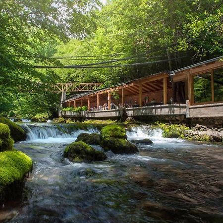 Resort Ujevara E Drinit Peje Ngoại thất bức ảnh