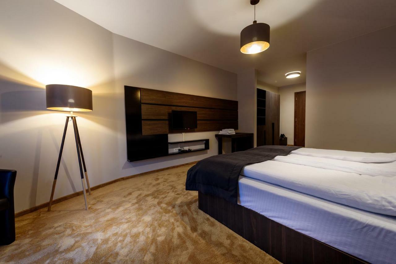 Resort Ujevara E Drinit Peje Ngoại thất bức ảnh